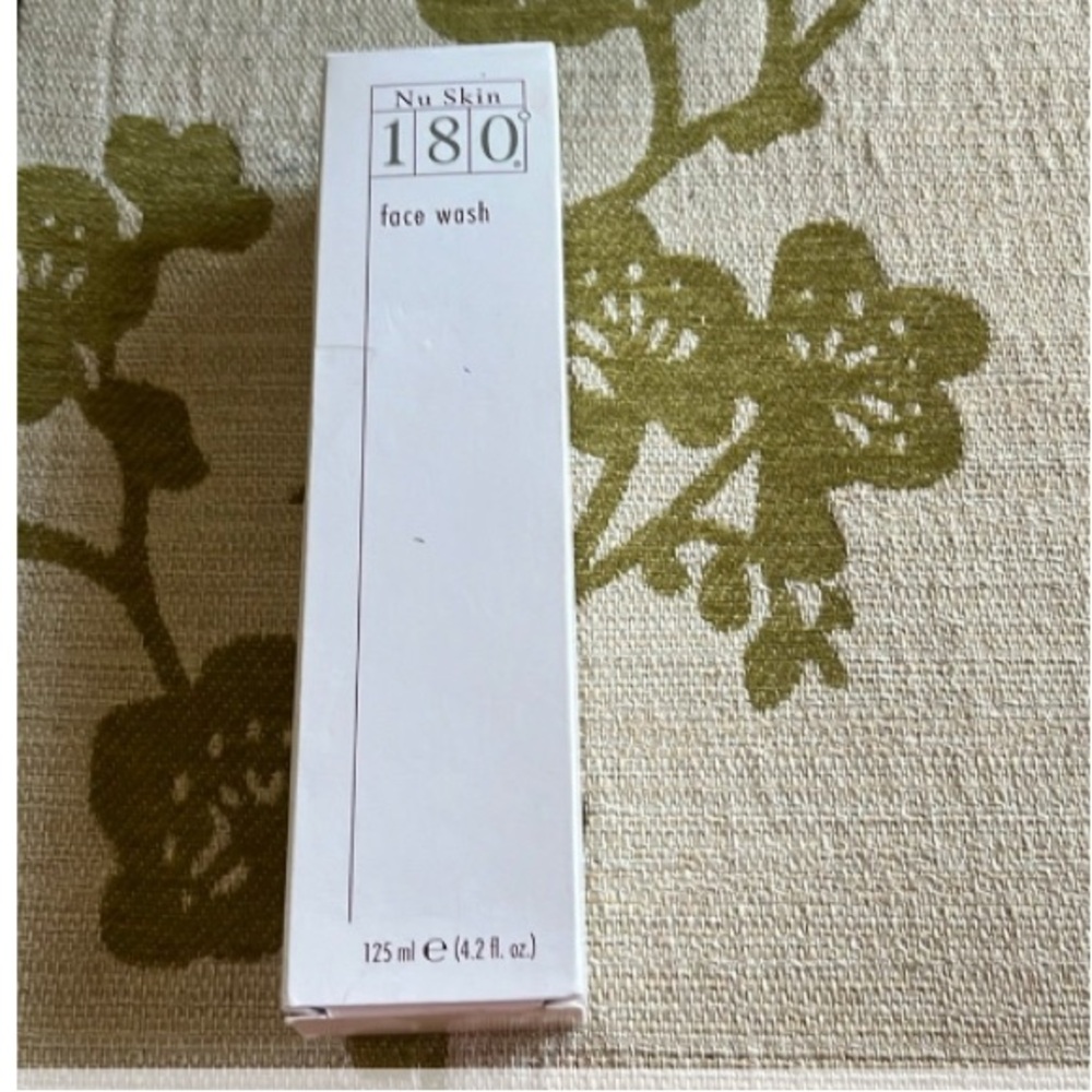 Nu Skin 180 Degrees Face Wash 4.2oz/125ml- New